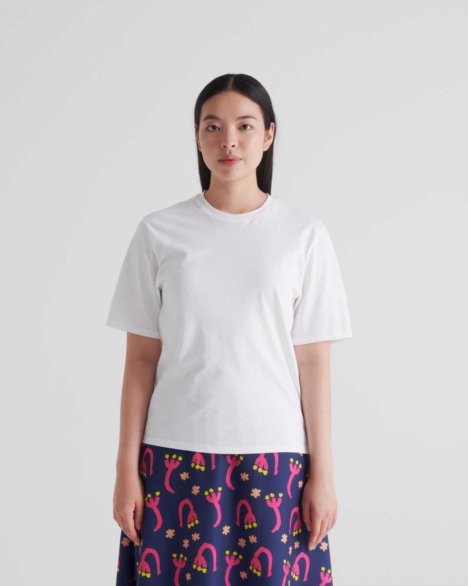 Samuji, Calla, T-shirt, classic tee, relaxed, comfy, 100 % organic cotton, white, straight, round neck, elbow length sleeves.