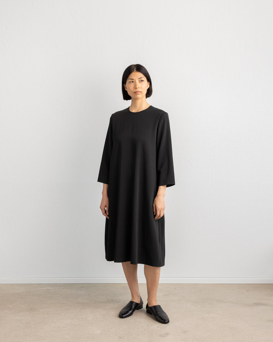 Ami Dress Liquid Black