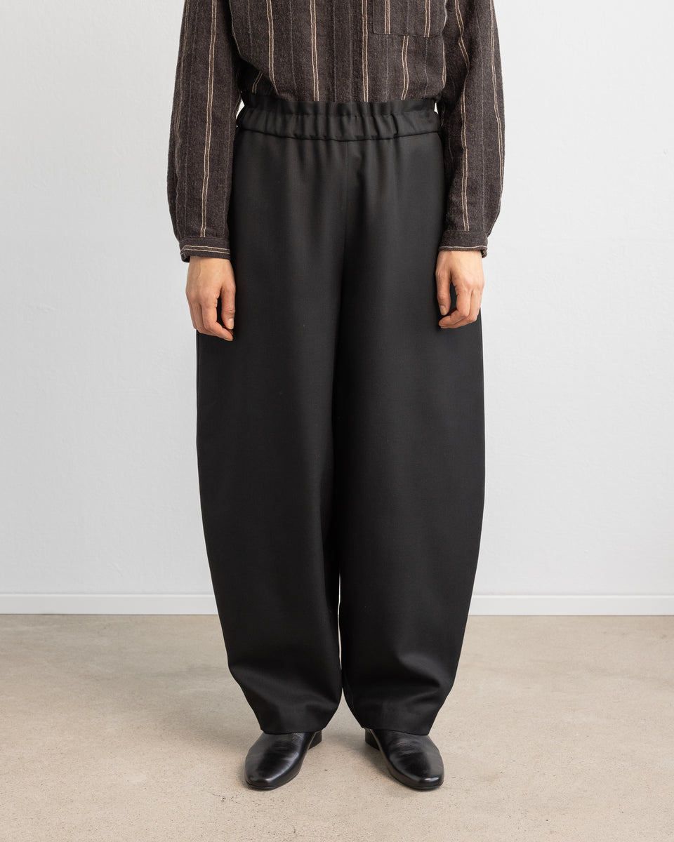 Hoshi Trousers Arialana Black