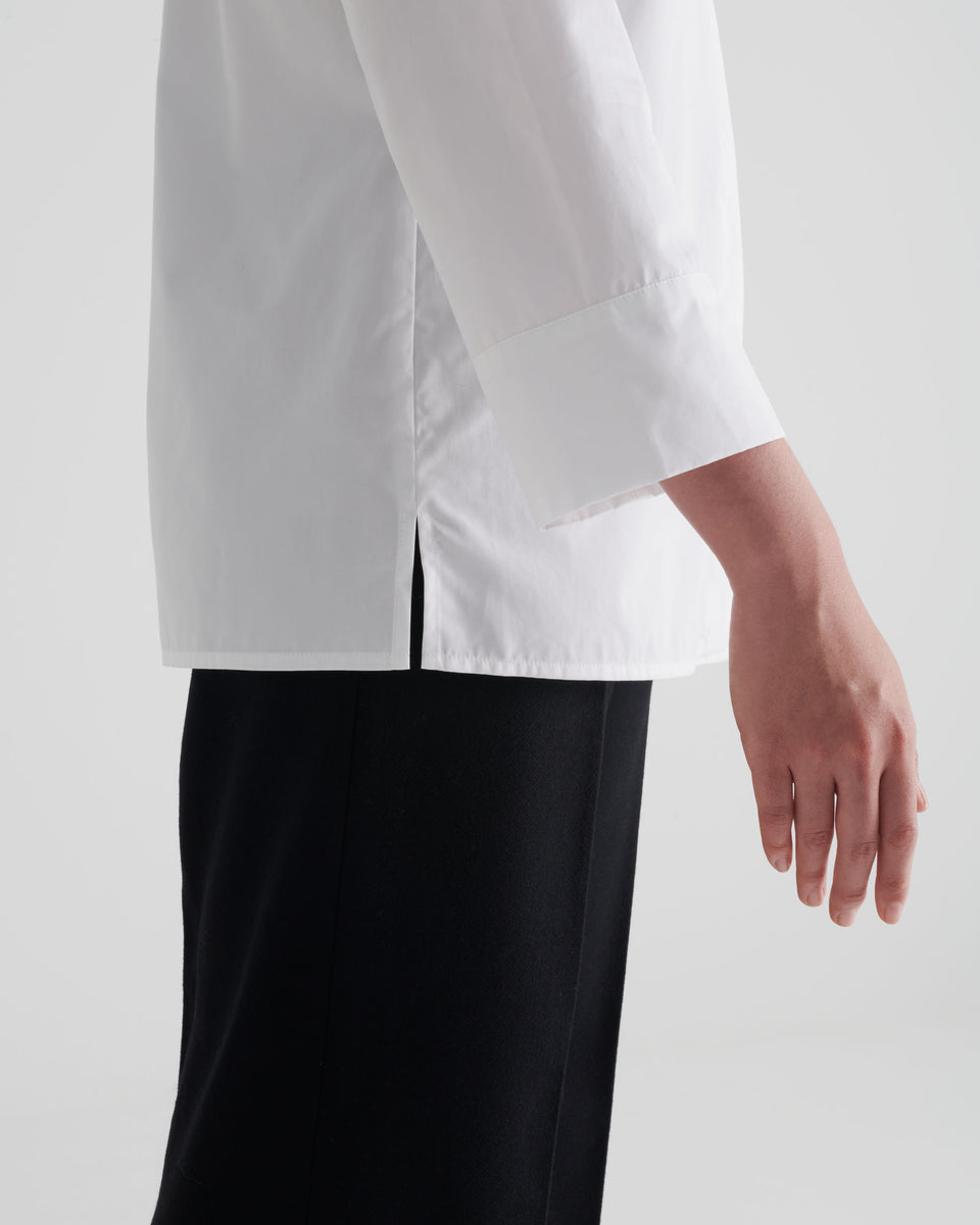 Samuji, Bibi Shirt, white, classic collar shirt, button-up shirt, poplin cotton, hidden buttons, small slit on side, made in Finland.
